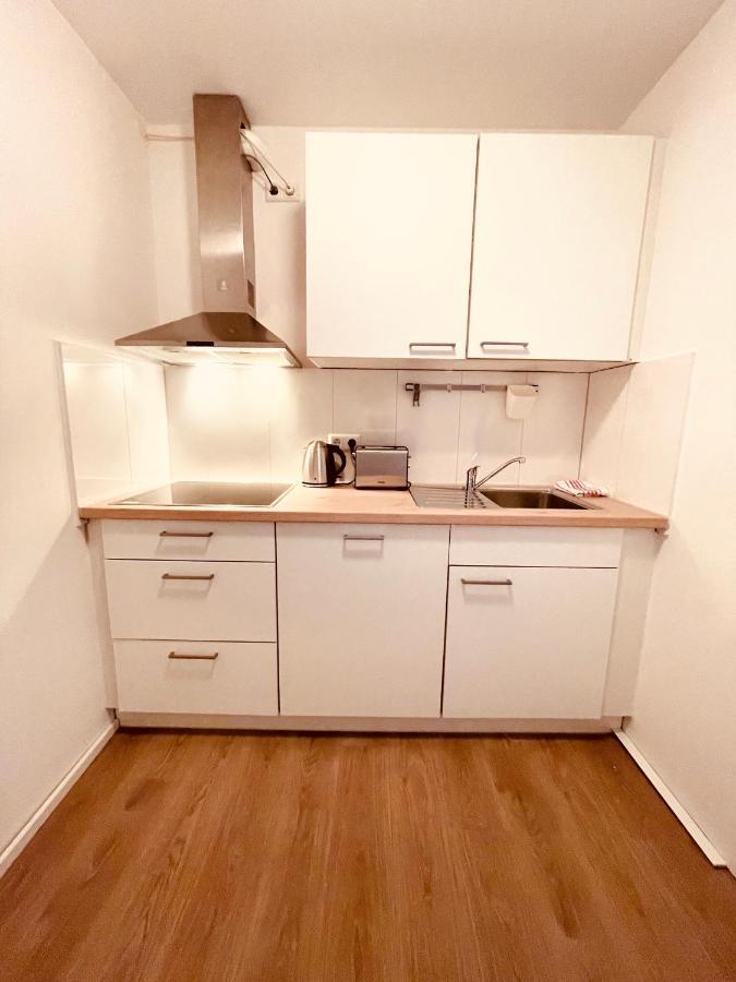 Frisch Renoviertes Und Charmantes Apartment Stuttgart Eksteriør billede